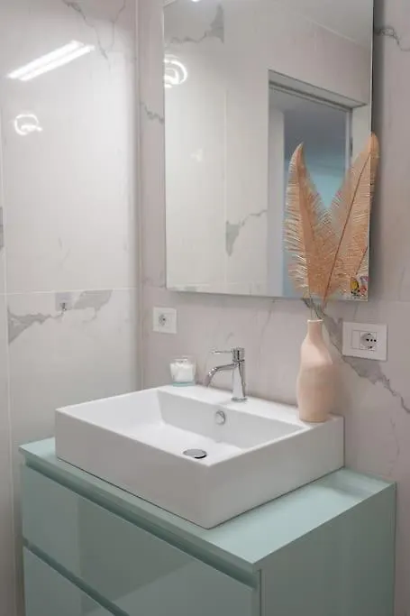 Isola 10 Apartment Milan 0*,